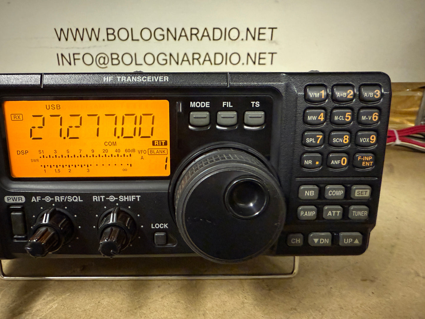 A1 - Icom IC-718 con DSP + TX 11 metri perfetto