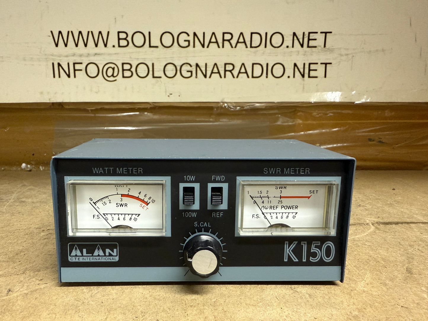 Alan K 150 rosmetro watt 100w 1,5 a 150 MHz.