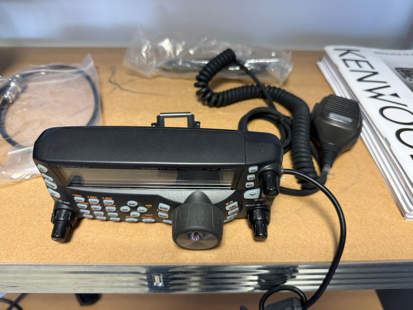 Kenwood TS 480 HX 200 watt perfetto Garanzia 12 Mesi