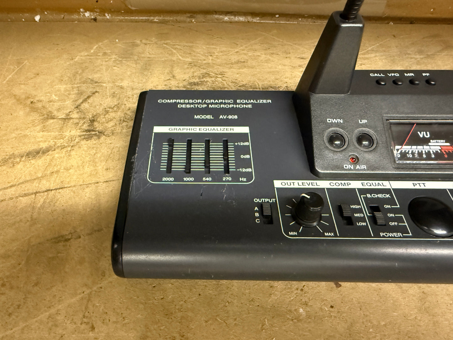 Mike AV-908  Yaesu kenwood e Icom perfetto