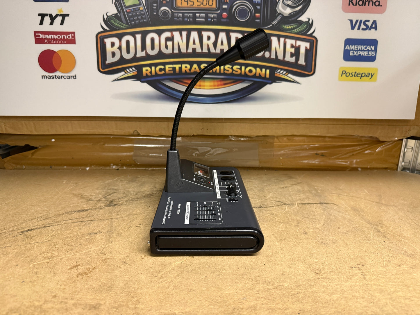 Mike AV-908  Yaesu kenwood e Icom perfetto