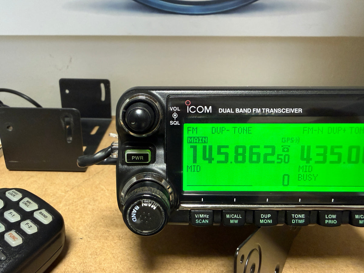 Icom IC E 2820 + Dstar perfetto full set Garanzia 12 Mesi