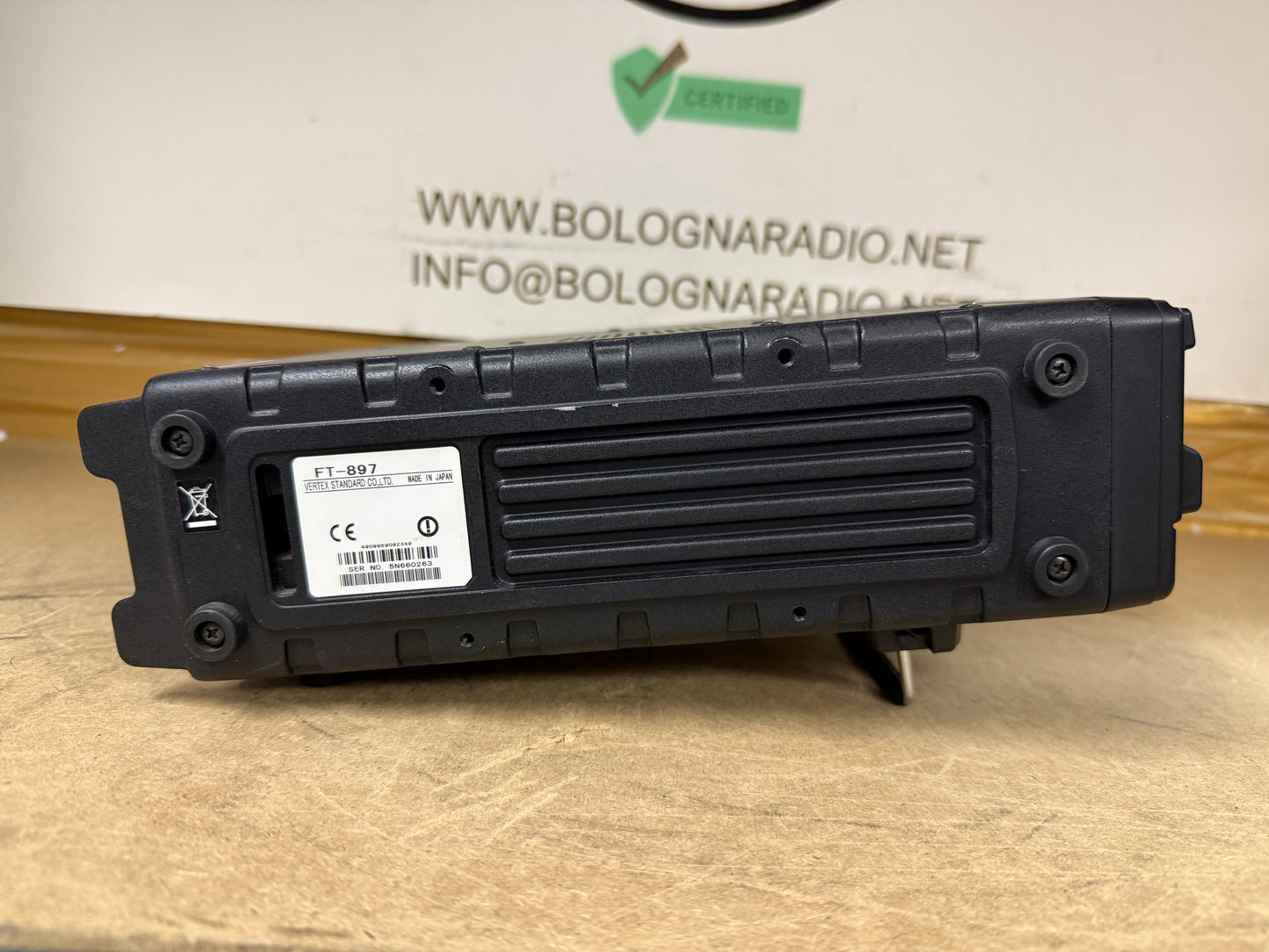 Yaesu FT 897D perfetto Garanzia 12 Mesi Banda espansa imballo originale