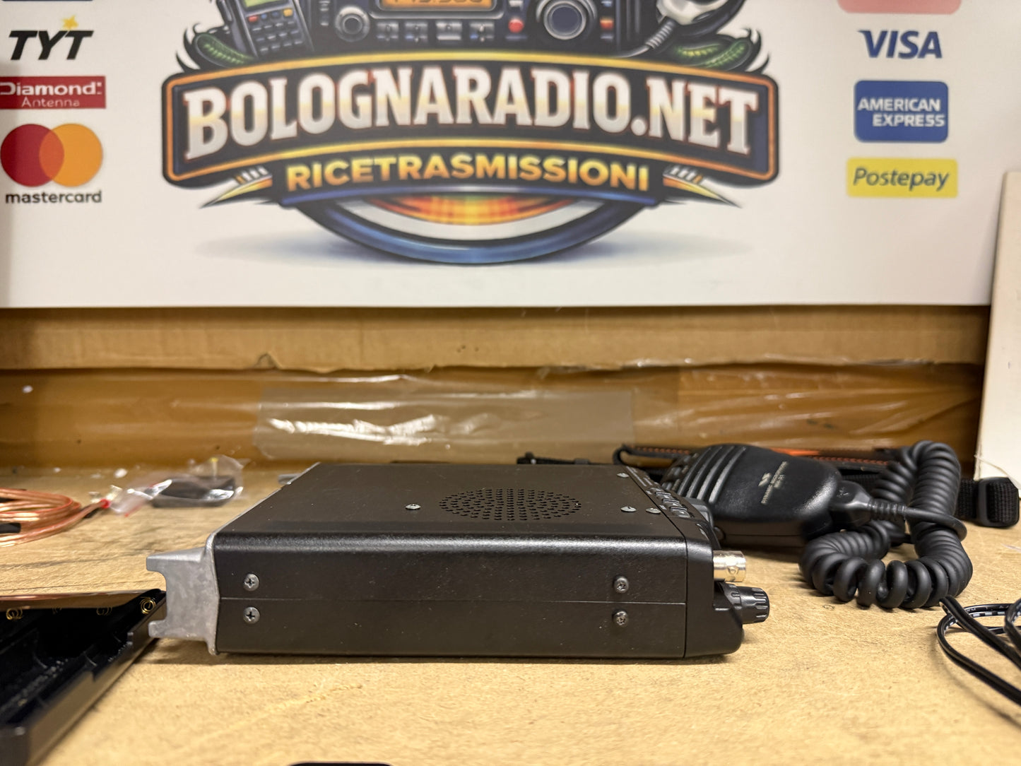 Yaesu FT 817ND pari al nuovo full set Garanzia 12 Mesi