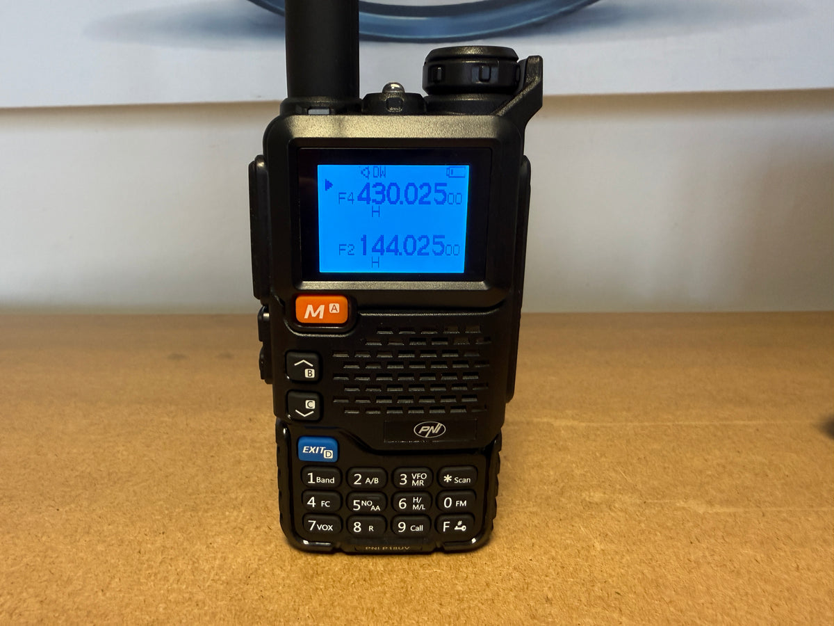 P18UV dual band 200 canali