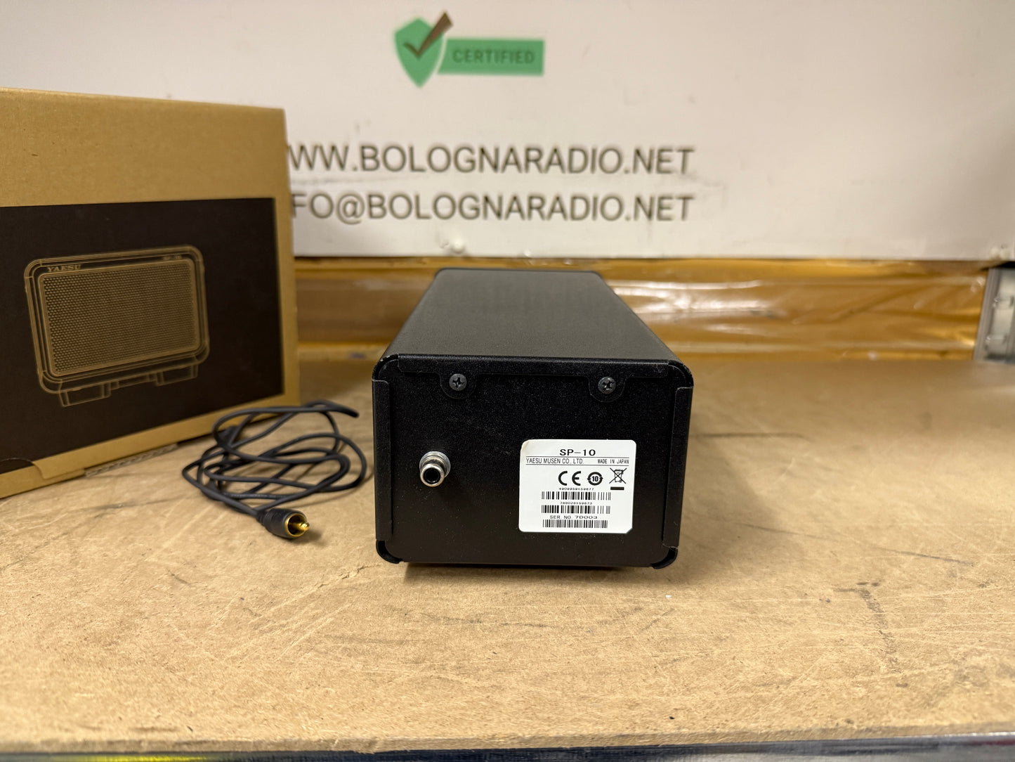 Yaesu SP 10 speaker di linea