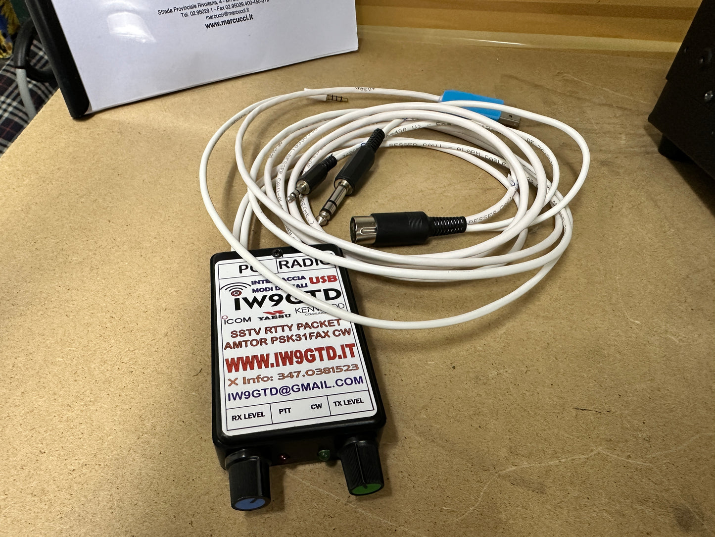 6 icom IC-718 con DSP + interfaccia Digitale