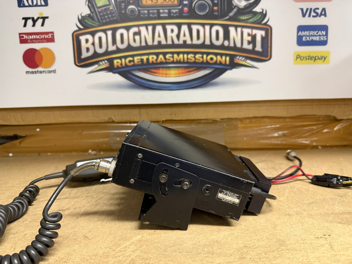 Yaesu FT-4700 RH + toni squelch Garanzia 6 Mesi