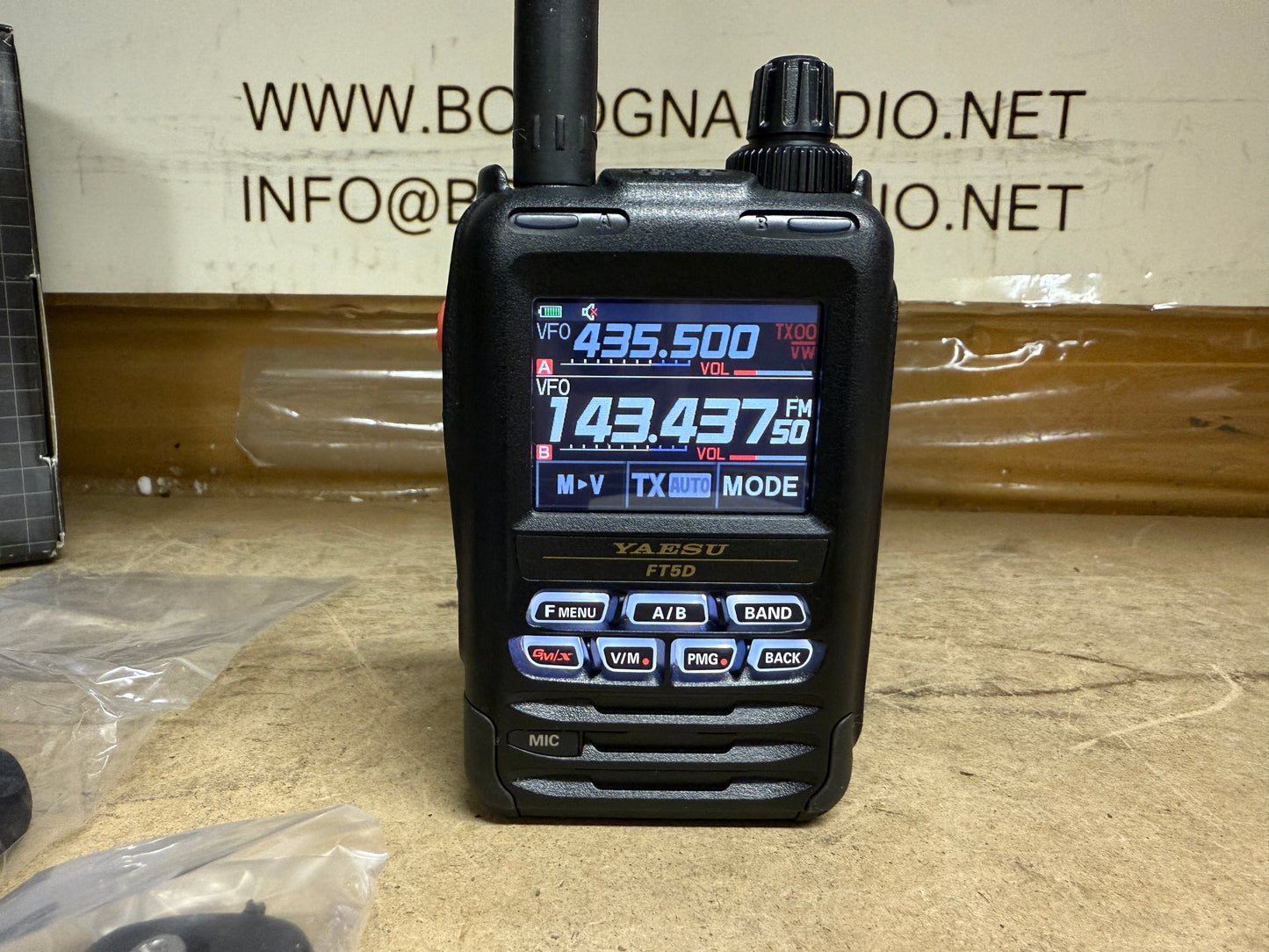 A1-Yaesu FT5D  pari al nuovo Garanzia 12 Mesi