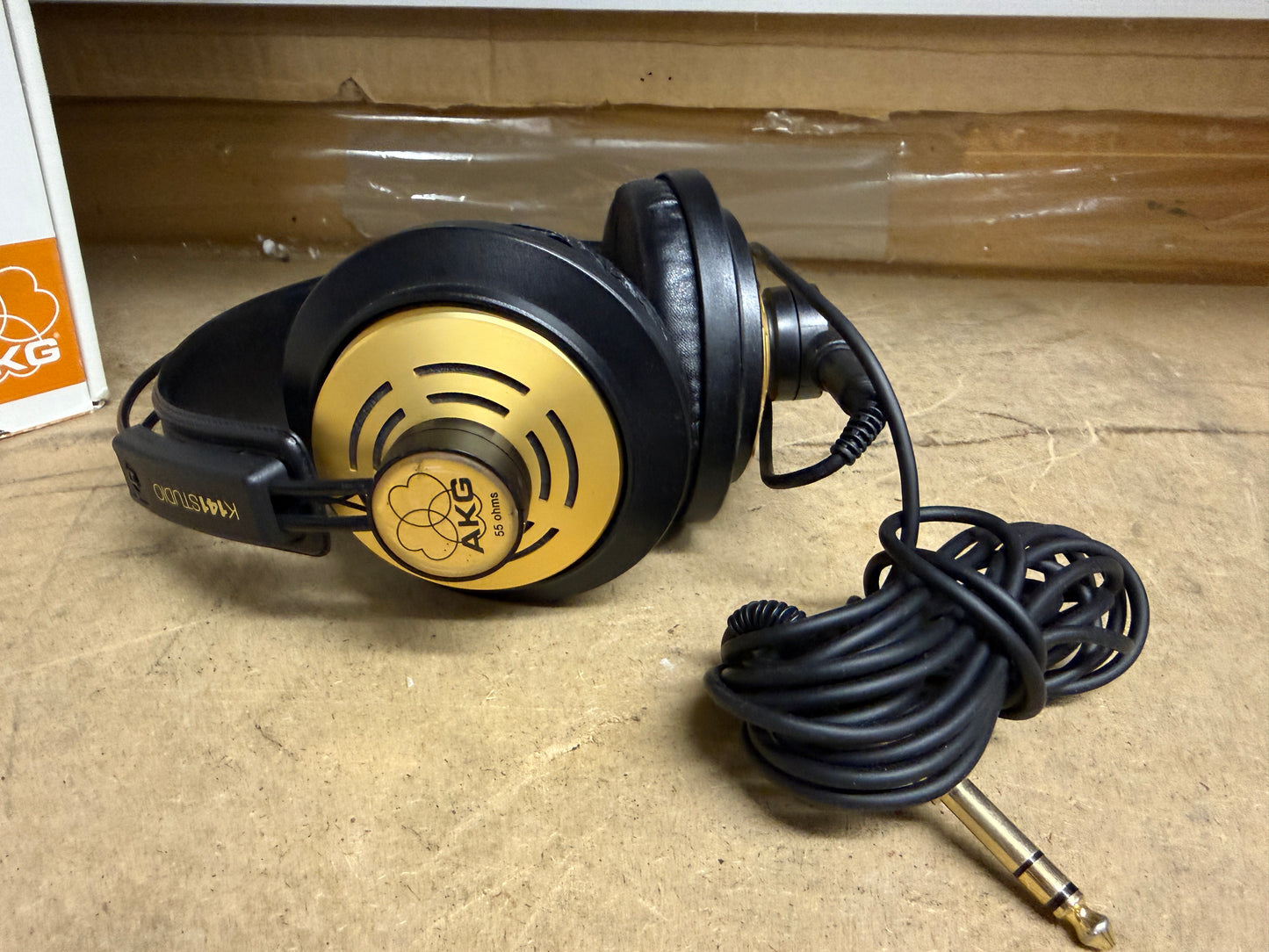 AKG K141 Studio