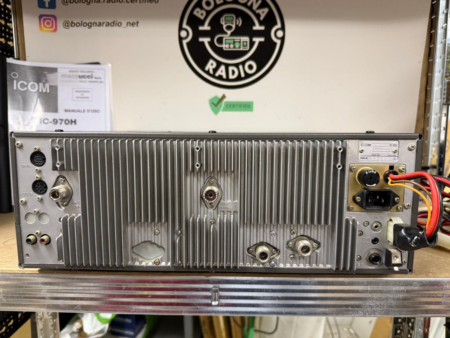 A1 Icom ic 970 + 1.200 Mhz + RX 50/905 Mhz + PS35 Garanzia 12 Mesi