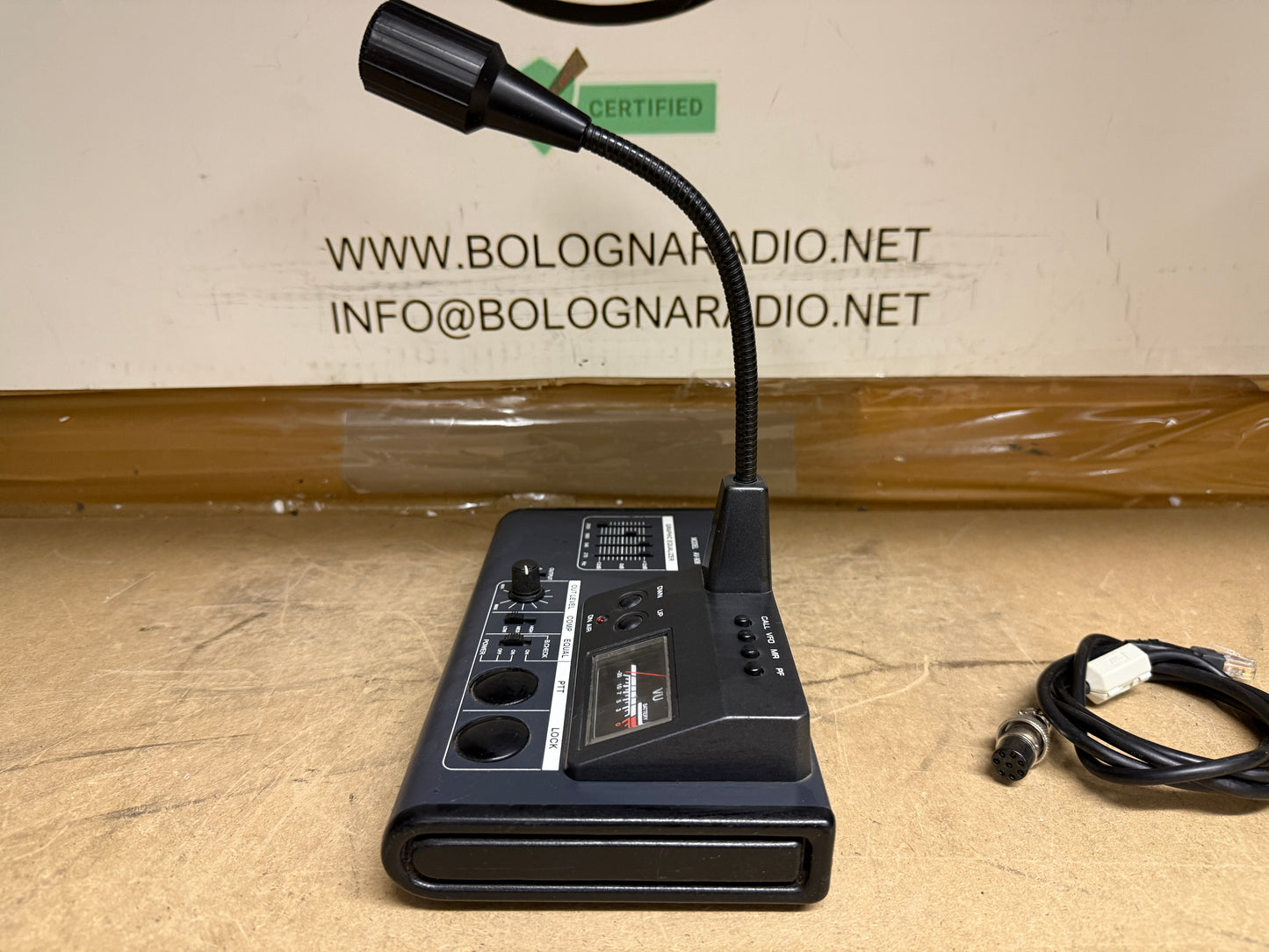 Mike proxel AV-908  Yaesu kenwood e Icom perfetto