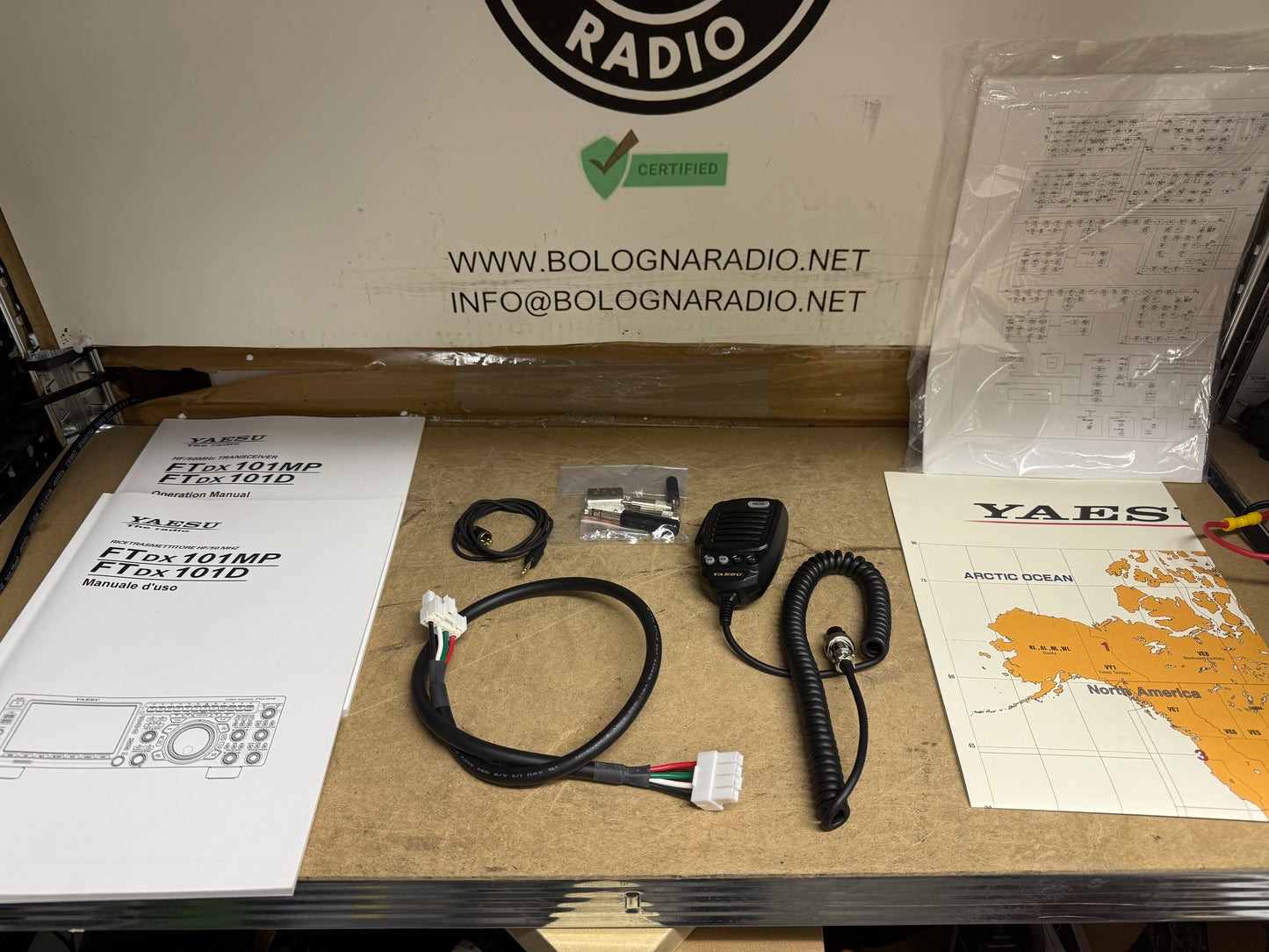 A-1 Yaesu FTDX 101 MP 200Watt pari al nuovo garanzia ufficiale fino al 2028