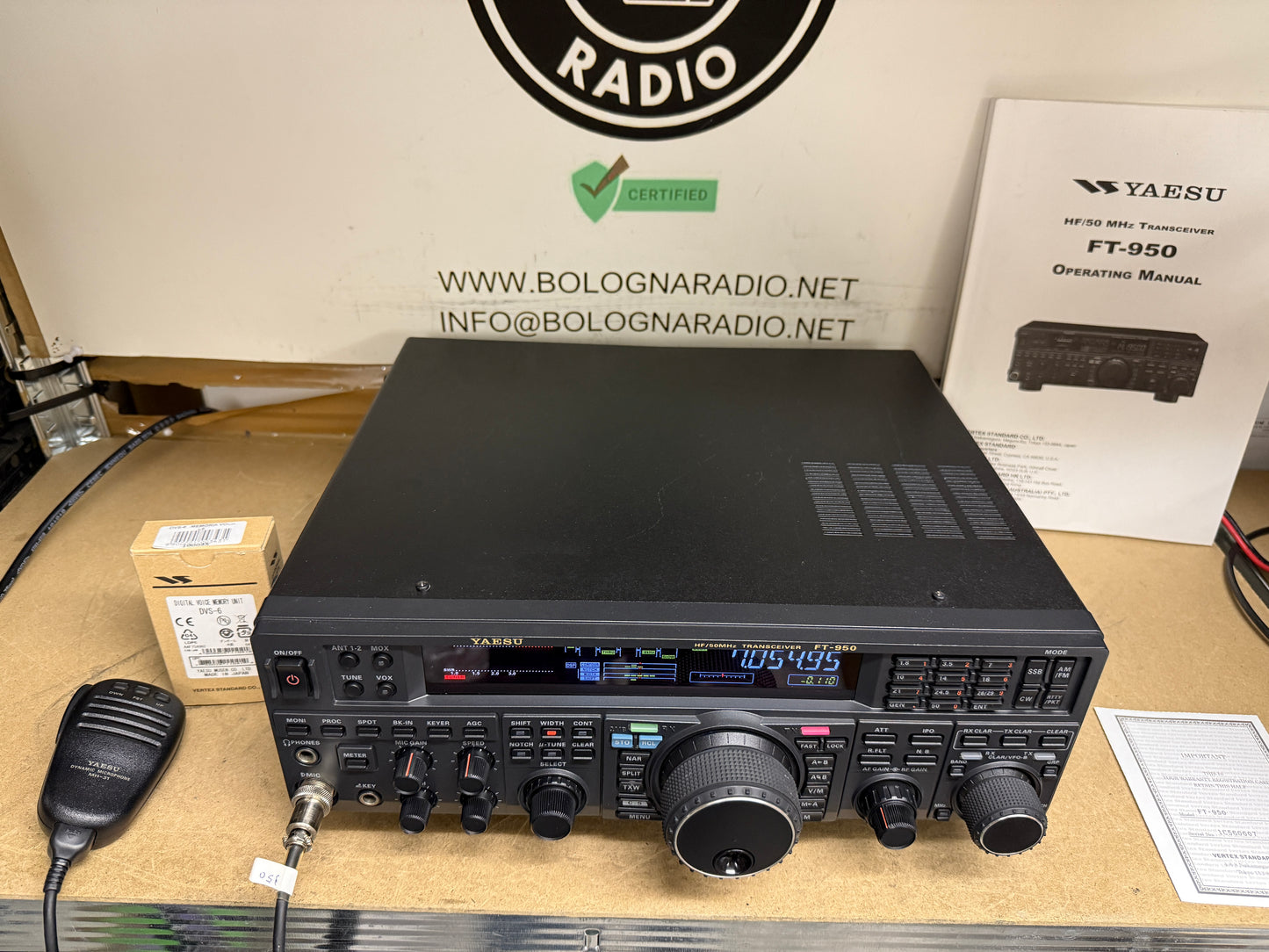 A-1 Yaesu FT 950 + DVS6 pari al nuovo 100 watt banda espansa garanzia 12 mesi
