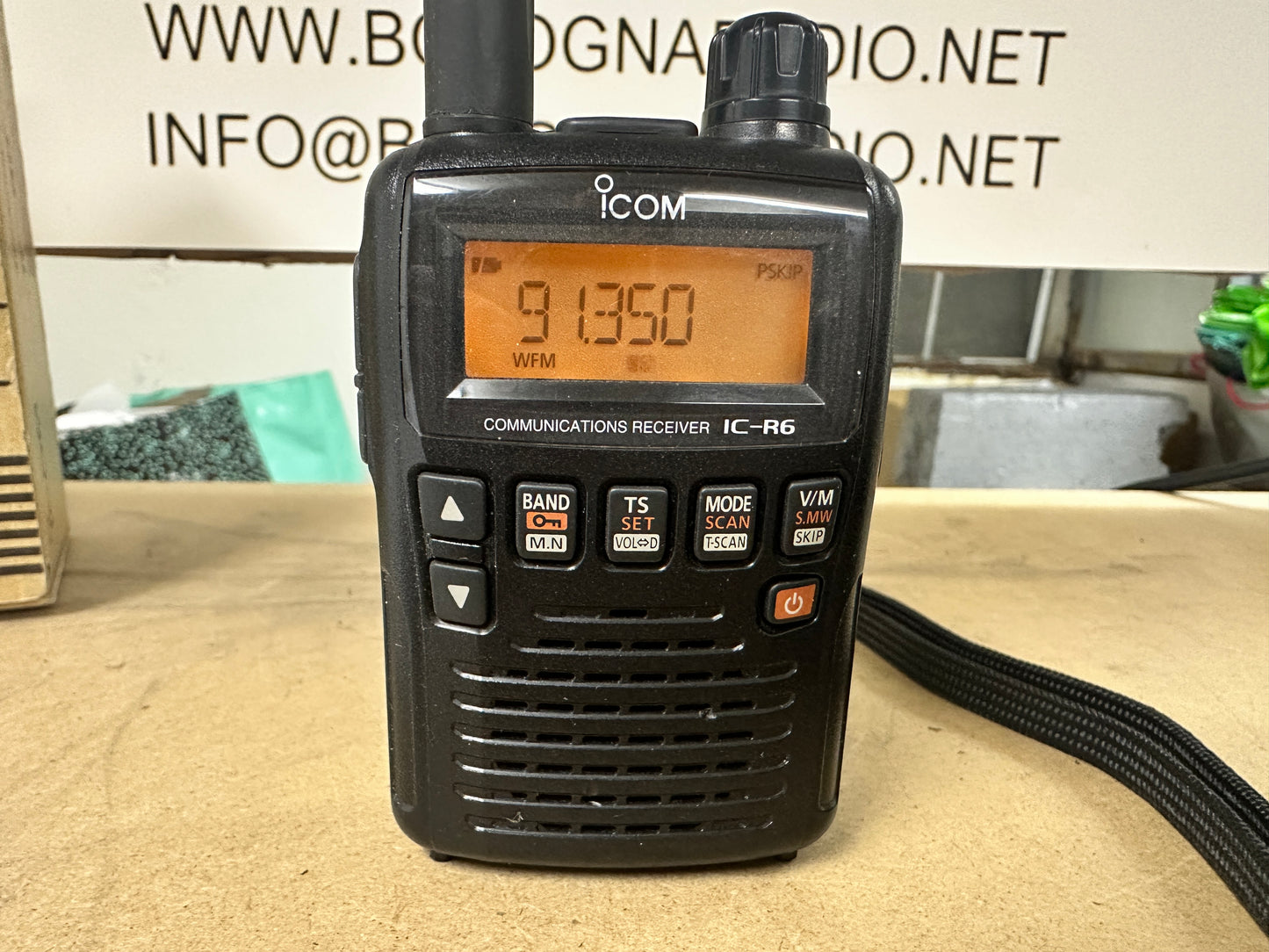 Icom ic r6 full set