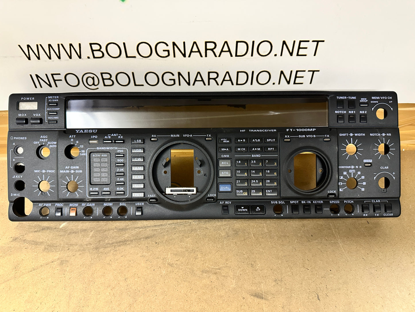 Yaesu ft 1000 mp frontale