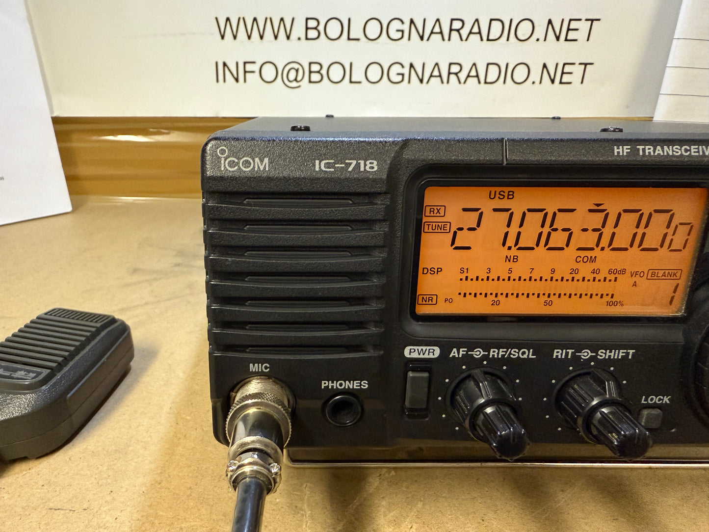 icom IC-718 con DSP espanso in TX 11 metri