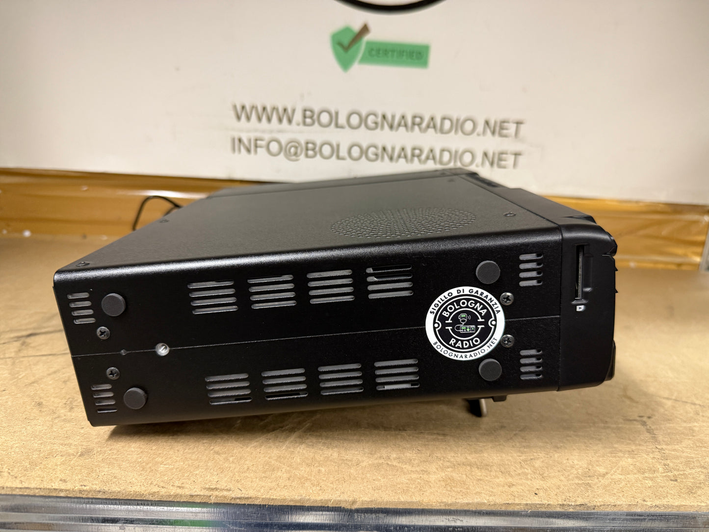 Yaesu FT-710 Aess pari al nuovo + sp40 Garanzia Ufficiale