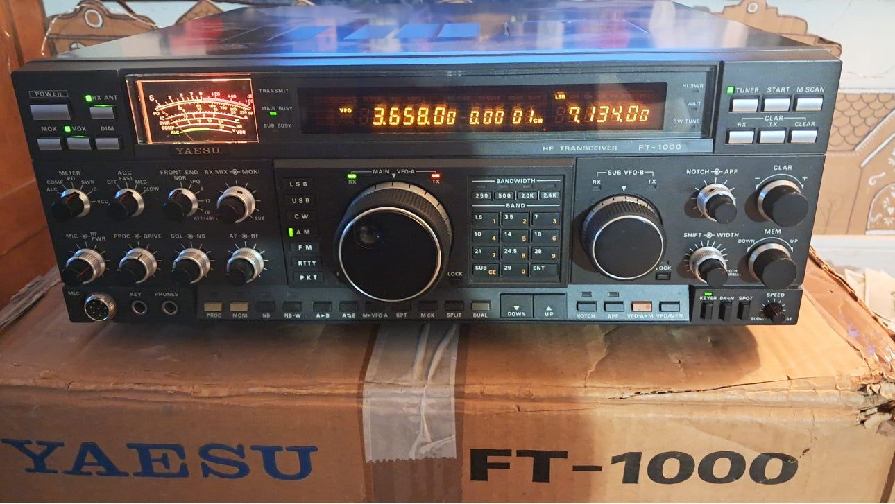 Yaesu FT 1000 + TCXO + FILTRI
