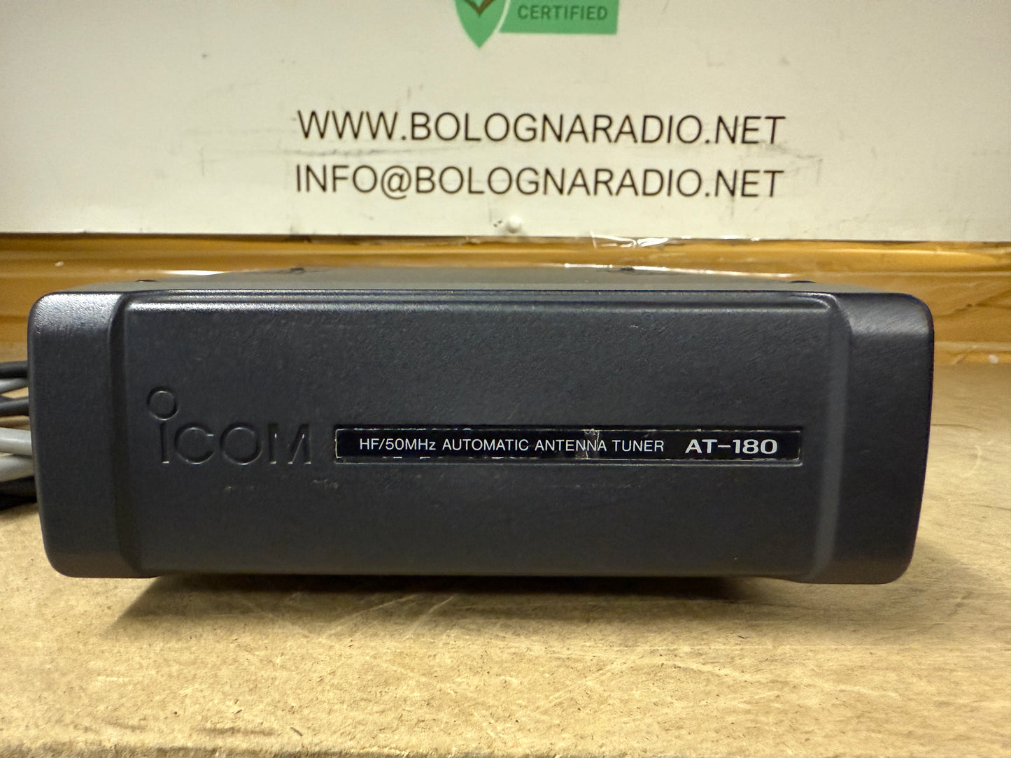 Icom AT 180 accordatore automatico d'antenna perfetto
