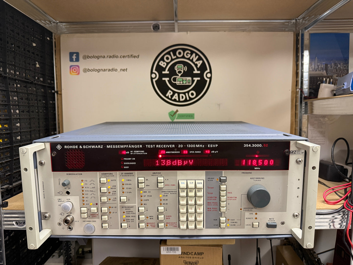 A-1 Ricevitore di misura Rhode & Schwarz ESVP 20 MHz 1300 Mhz