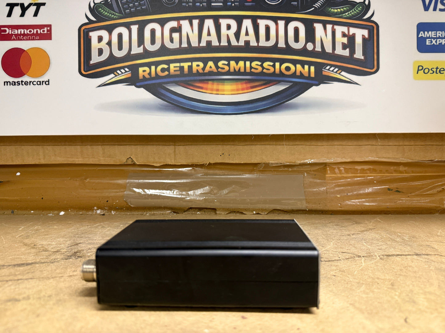 Accordatore automatico d'antenna ATU-100 con display OLED