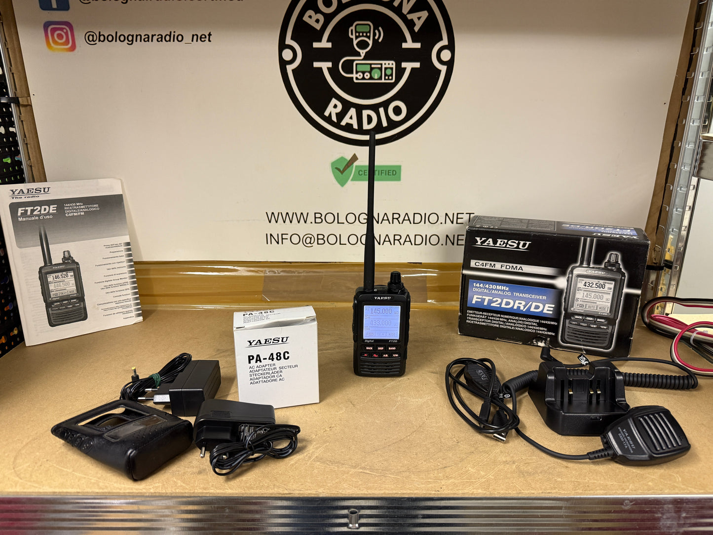 Yaesu FT-2 DR/DE + mike esterno + custodia + imballo garanzia 12 mesi