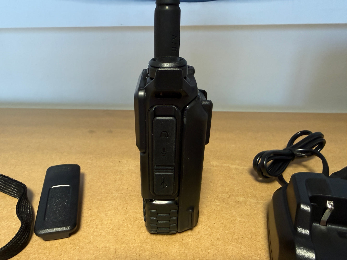 P18UV dual band 200 canali