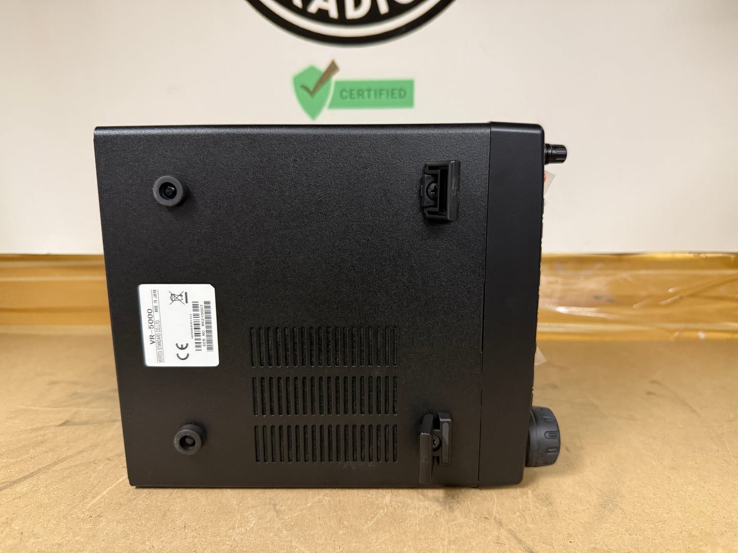 Yaesu VR 5000 nuovo con pellicole full set 0 ~ 2600 MHz garanzia 12 mesi
