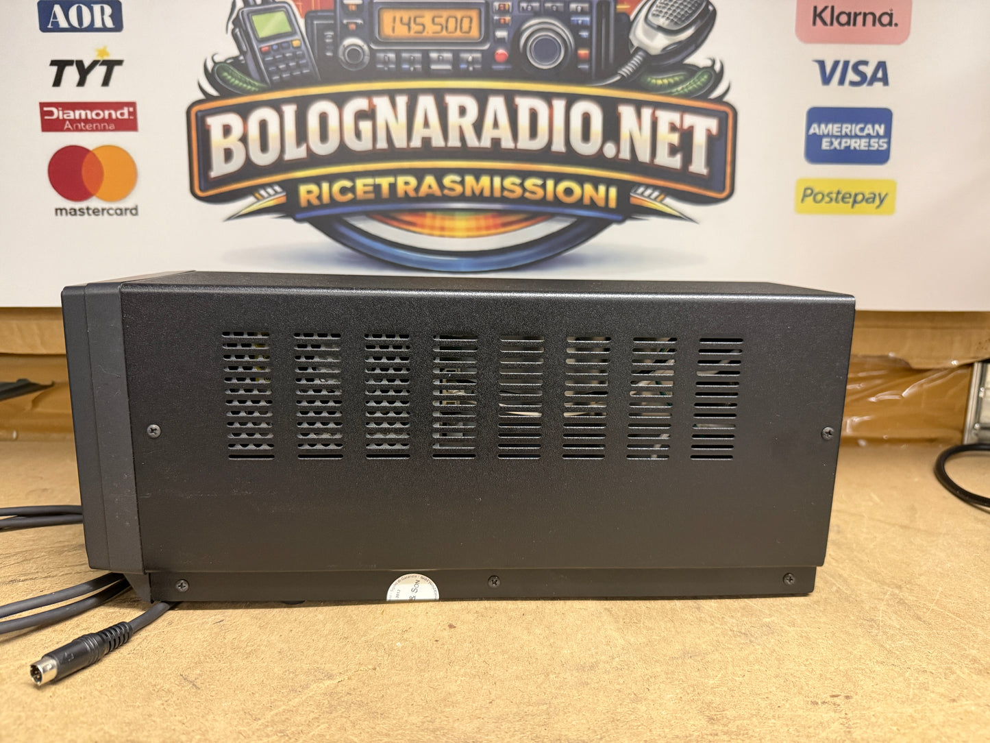Yaesu DMU 2000 pari al nuovo imballo originale Garanzia 12 Mesi