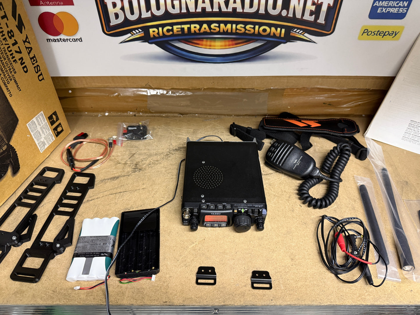 Yaesu FT 817ND pari al nuovo full set Garanzia 12 Mesi