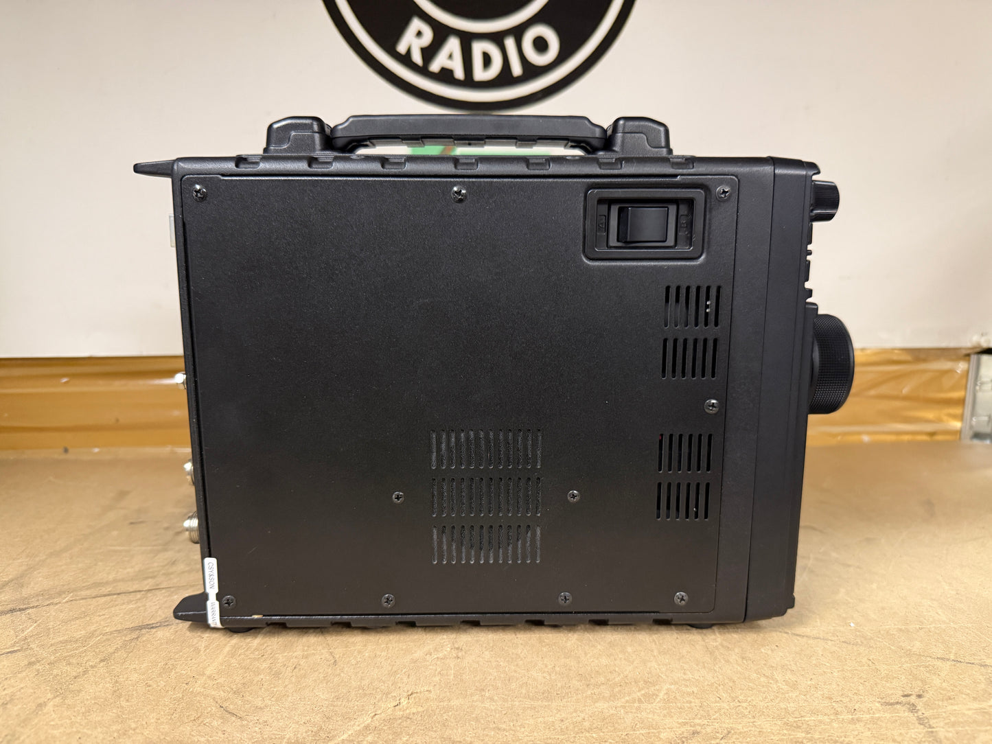 Yaesu FT 897D pari al nuovo Garanzia 12 Mesi Banda espansa imballo originale