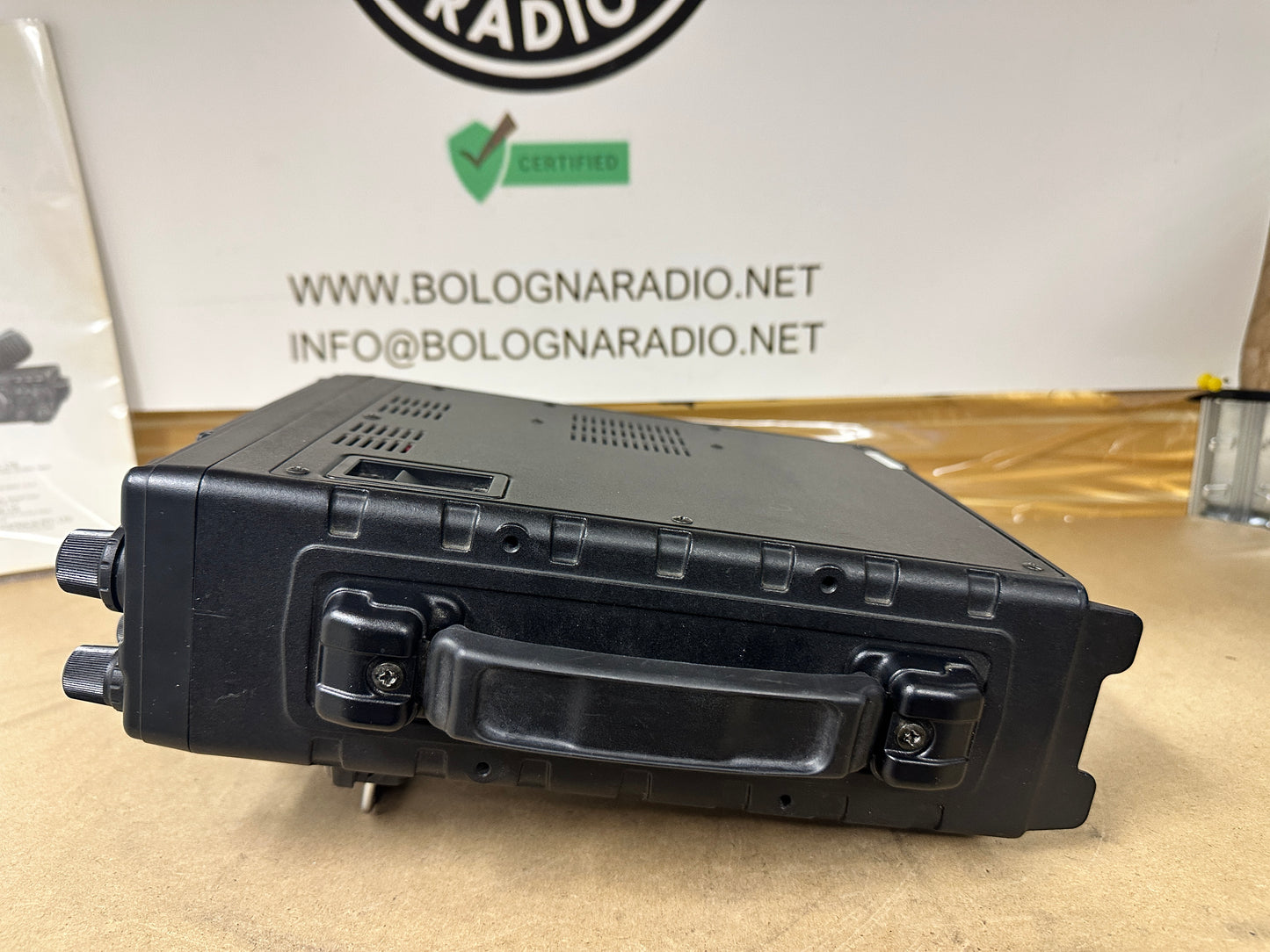 Yaesu FT-897D imballo originale