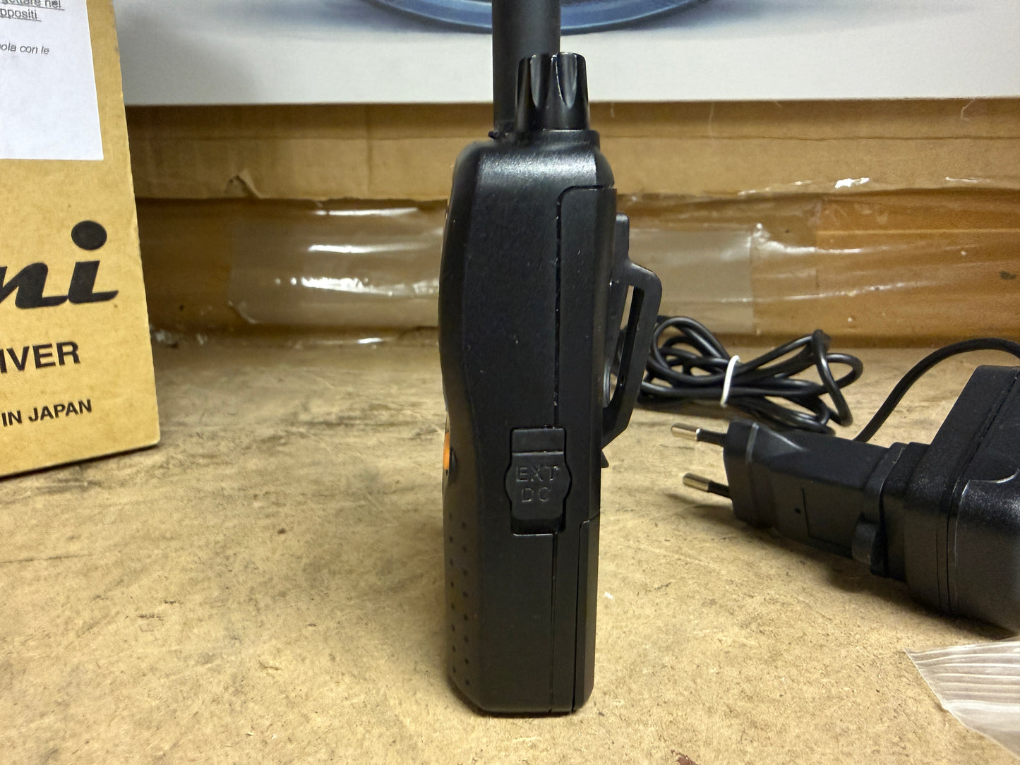 Aor mini ricevitore scanner 0.1-1300 MHz