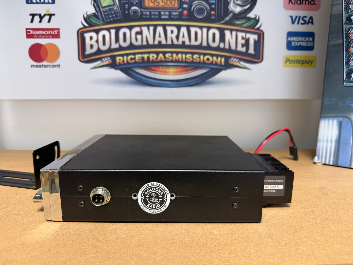 Magnum OmegaForce S45HP 100 watt pari al nuovo Garanzia 12 Mesi