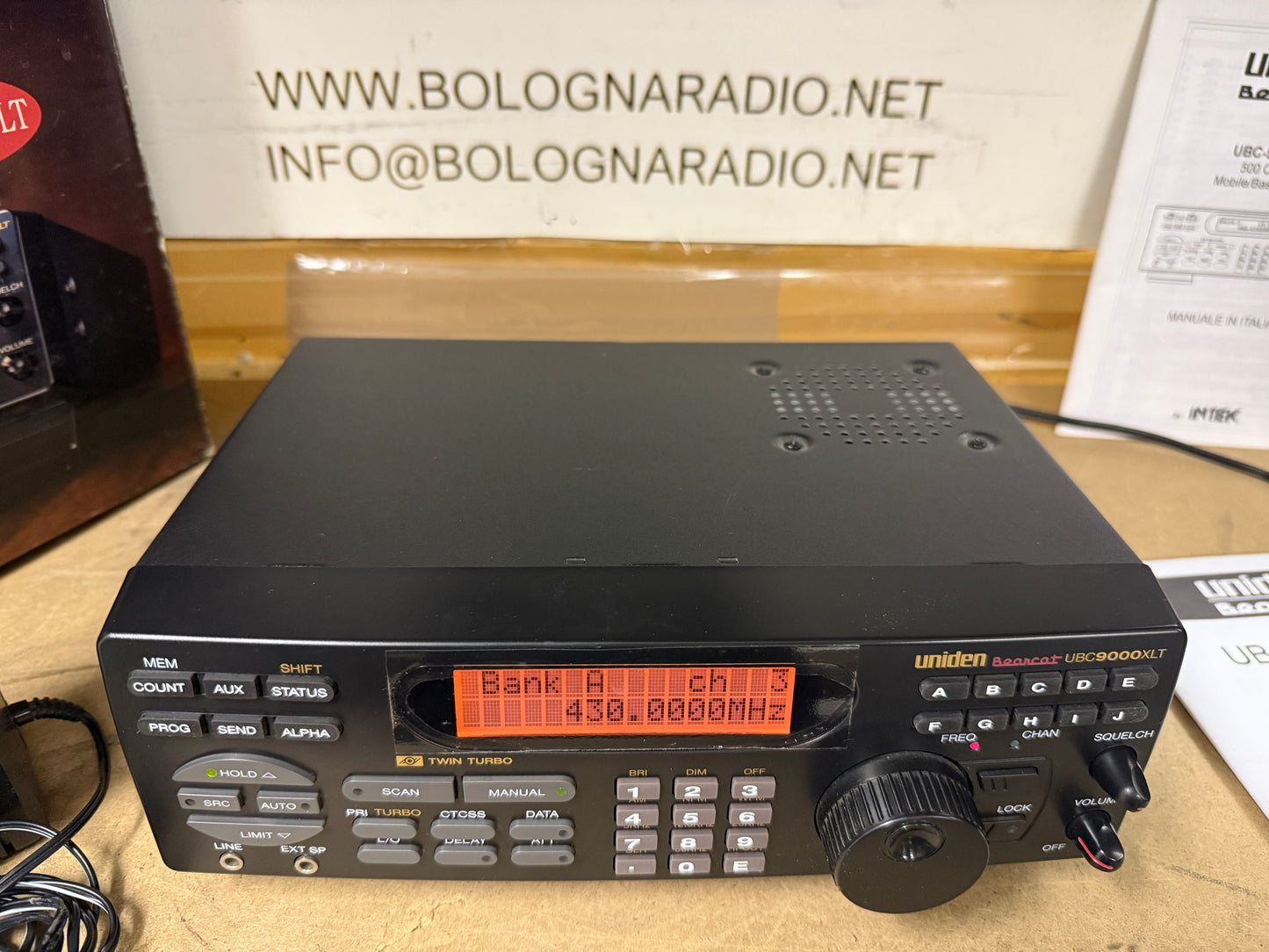 A1 Uniden UBC 9000 XLT pari al nuovo Garanzia 12 Mesi full set