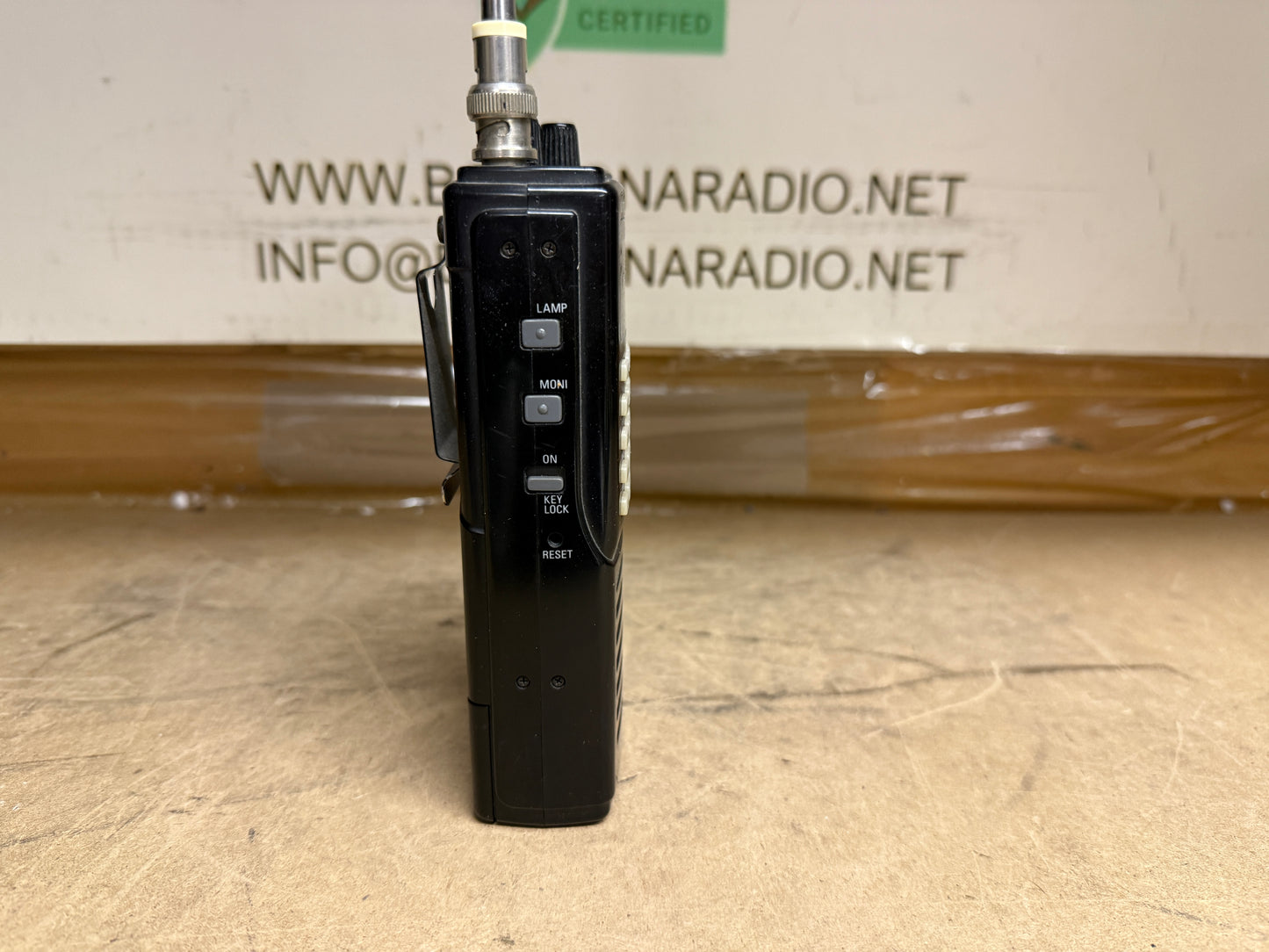 Yupiteru MVT 7100 scanner 0 - 1650 Mhz AM / FM / WFM / SSB / CW