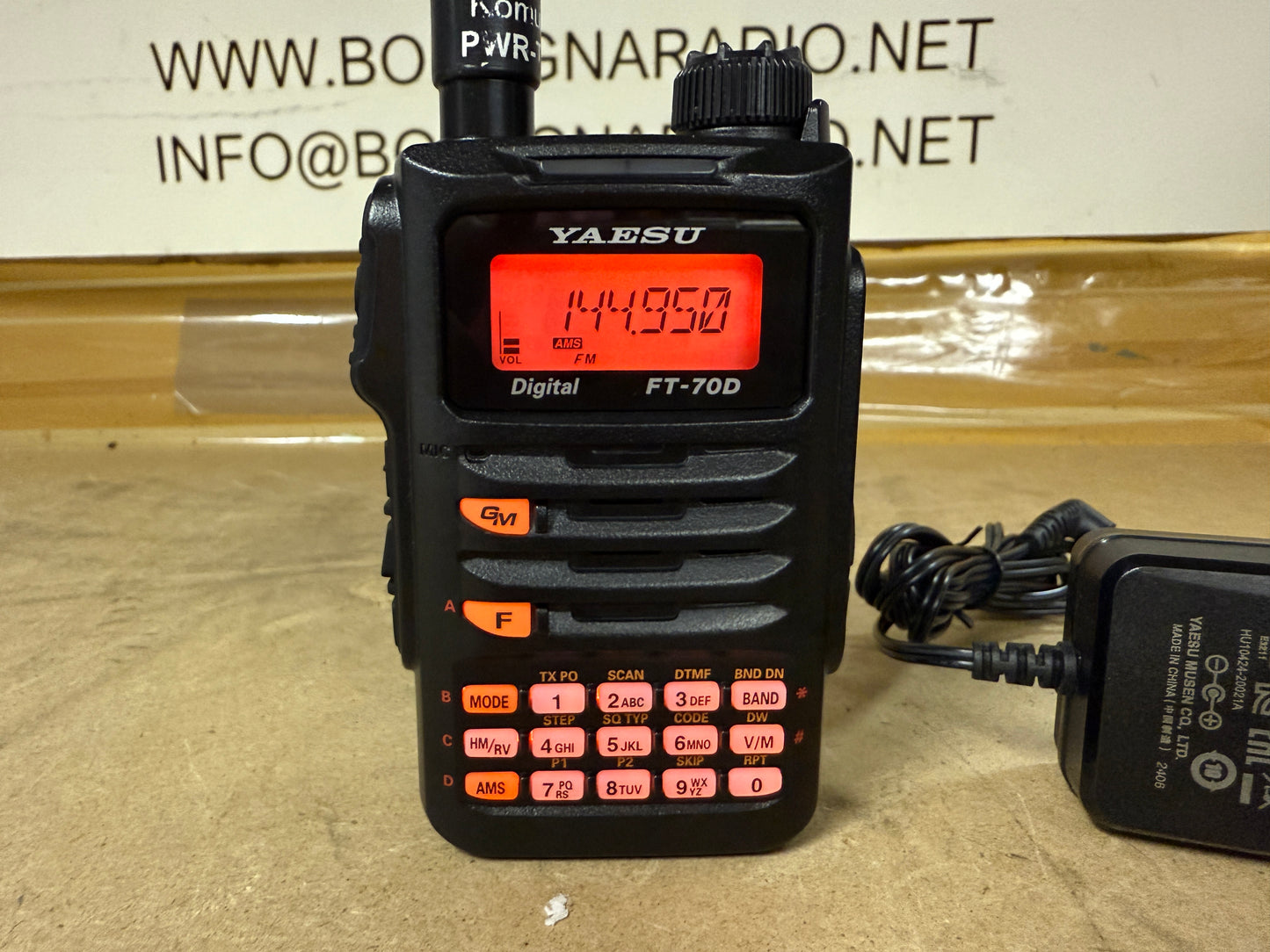 Yaesu FT 70DE pari al nuovo