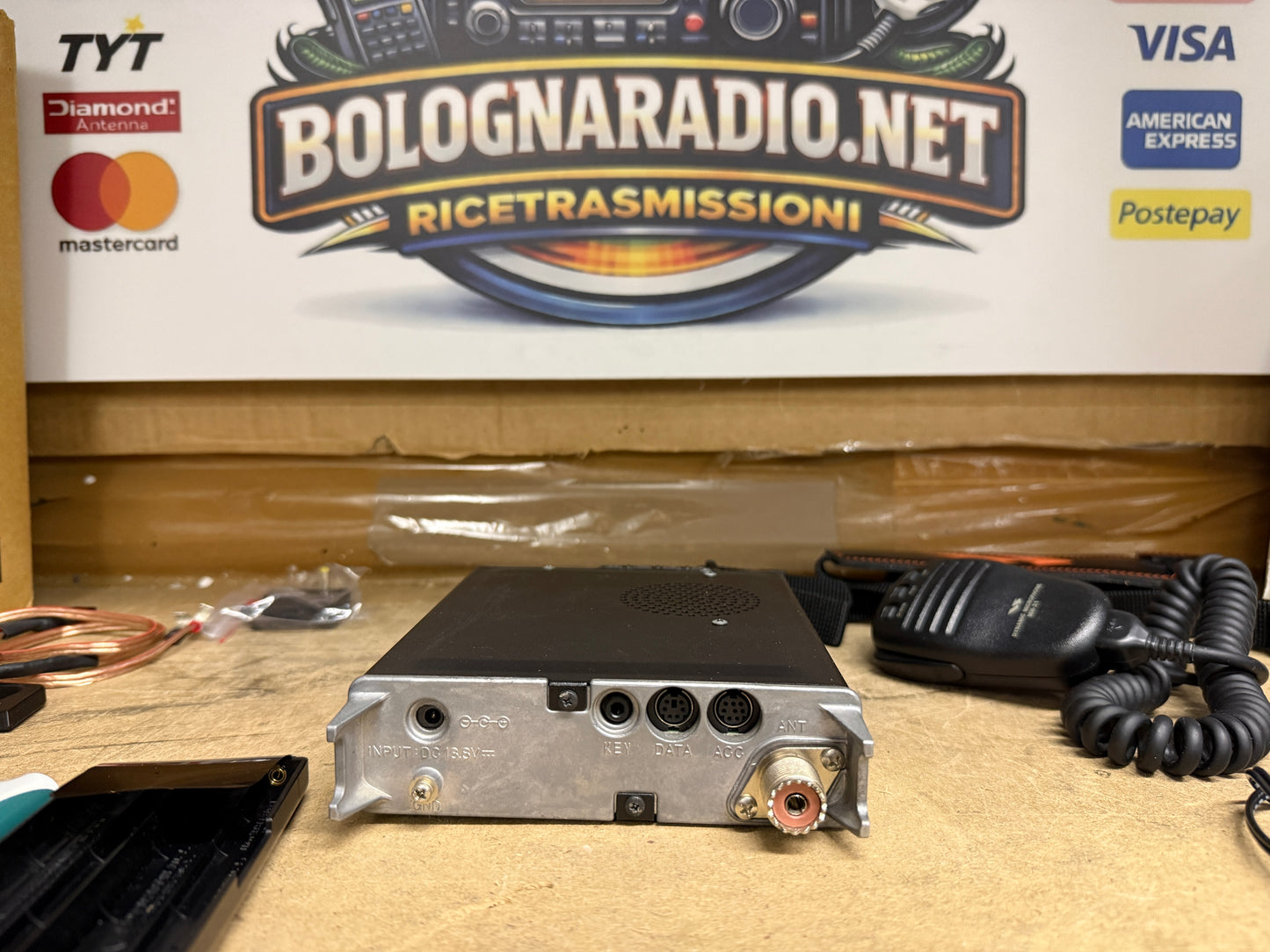 Yaesu FT 817ND pari al nuovo full set Garanzia 12 Mesi