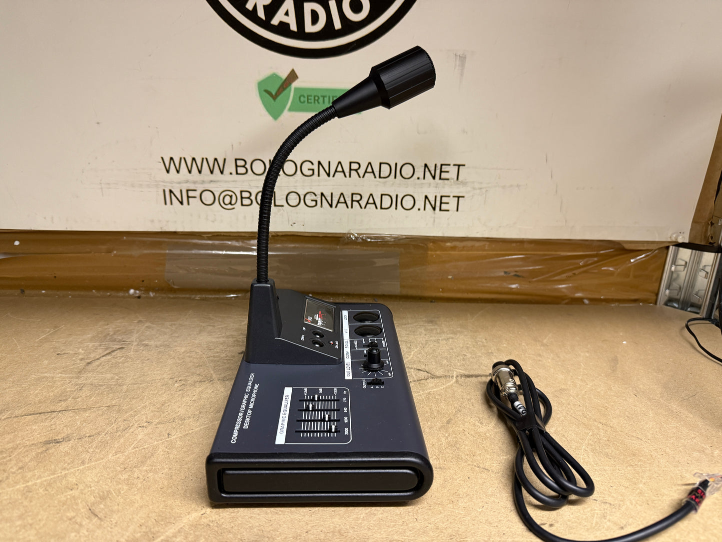 Mike proxel AV-908  Yaesu kenwood e Icom perfetto