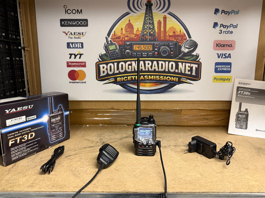 Yaesu FT 3D + SSM-17A pari al nuovo full set Garanzia 12 Mesi