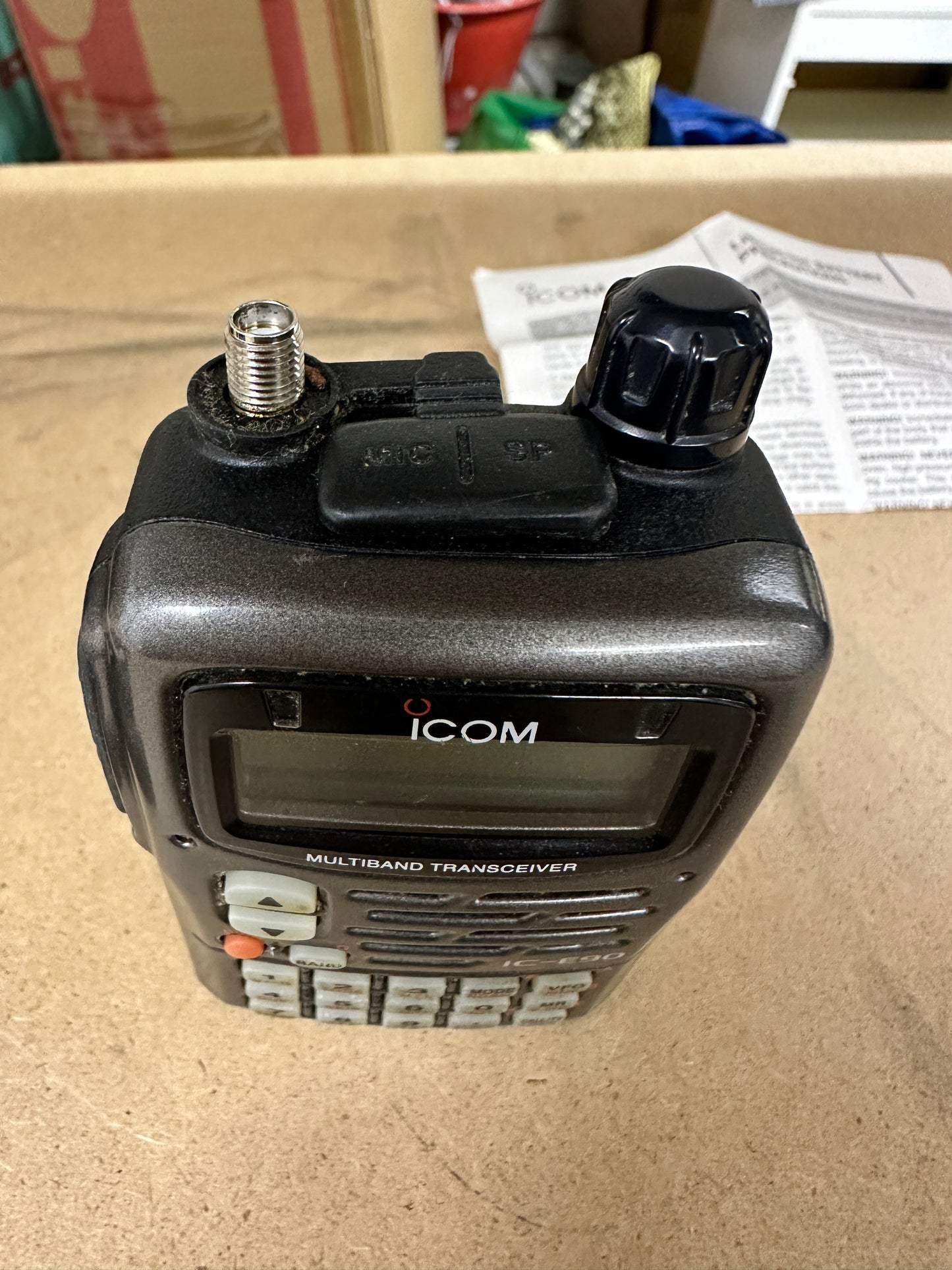 Ricetrasmettitore icom IC-E90