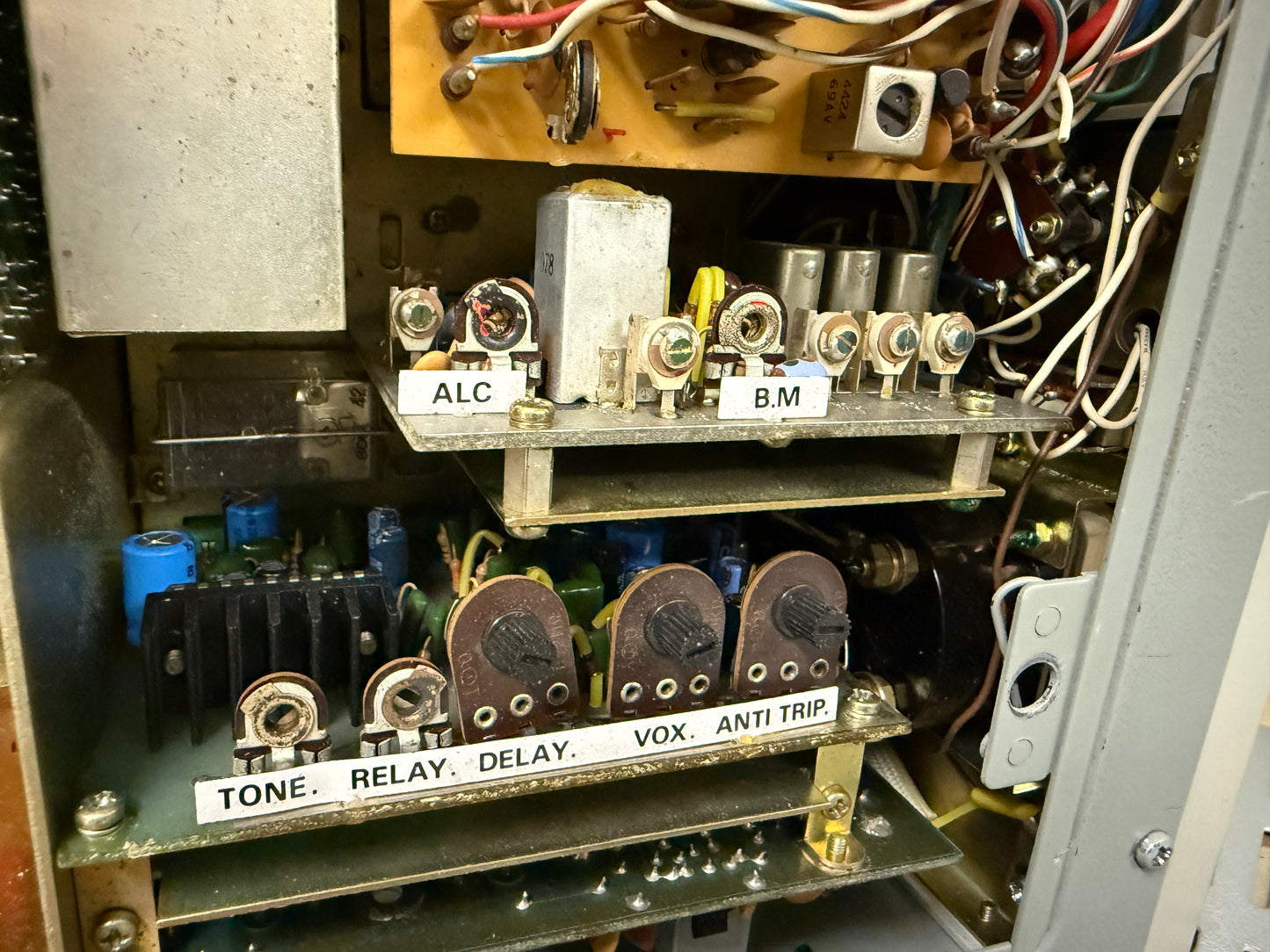 Yaesu FT 101E totalmente revisionata valvole 100%