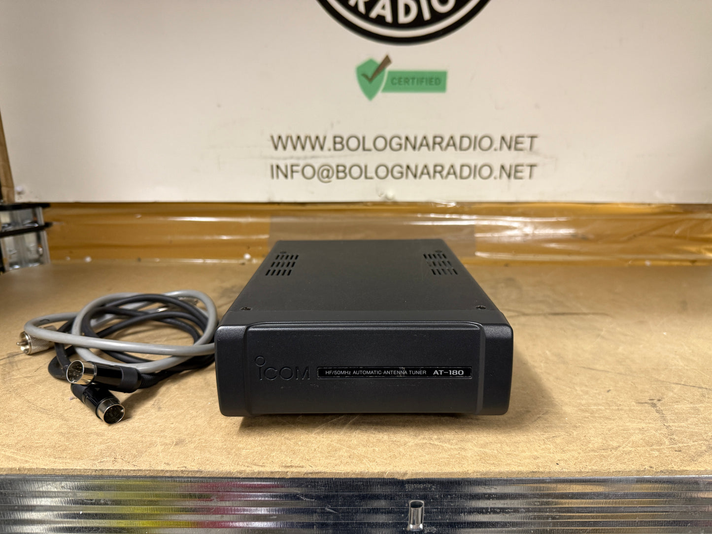 Icom AT 180 accordatore automatico d'antenna perfetto