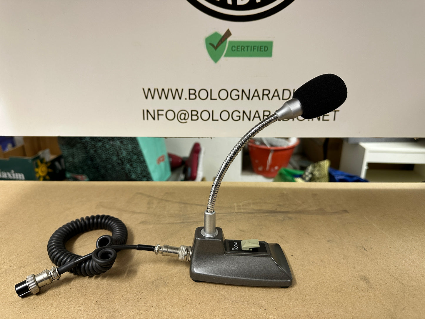 Icom sm6