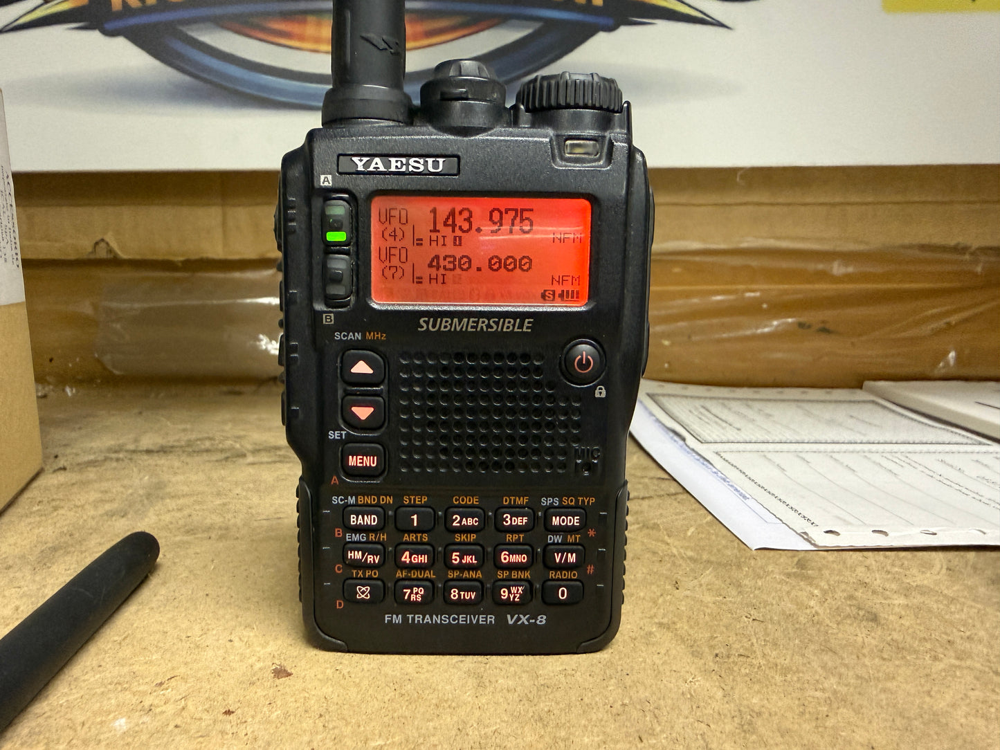 Yaesu VX8DE + GPS + MH74 Full Set Garanzia 12 Mesi