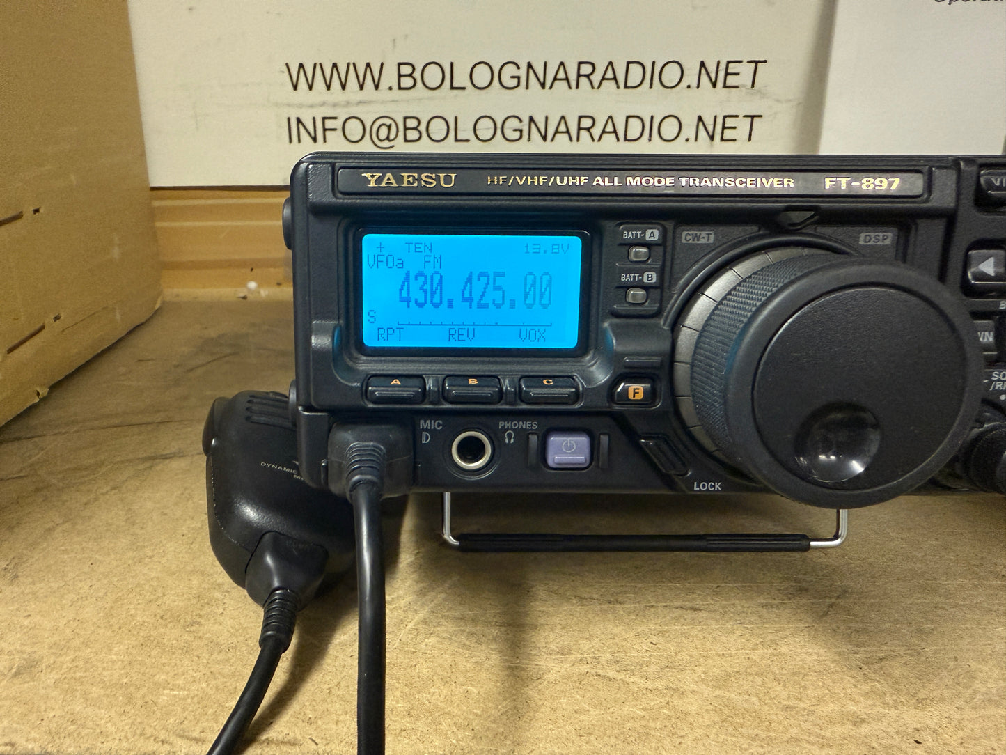 Yaesu FT 897D perfetto Garanzia 12 Mesi Banda espansa imballo originale