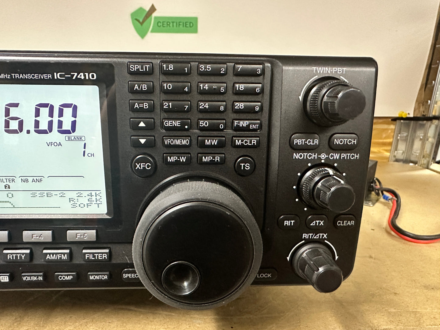 Ricetrasmettitore icom ic 7410 + FL430 (6 khz) + FL431 (3 khz)