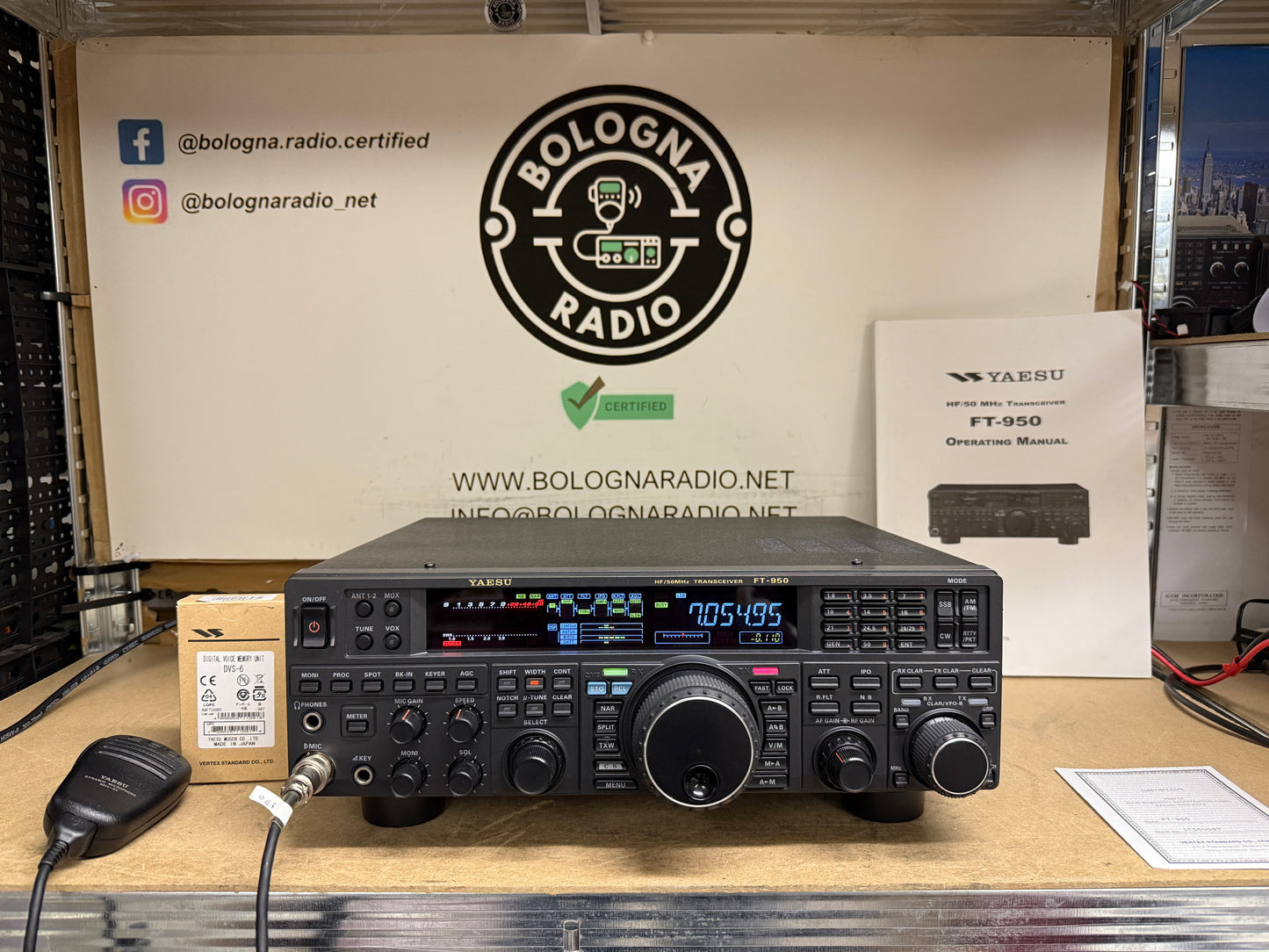 A-1 Yaesu FT 950 + DVS6 pari al nuovo 100 watt banda espansa garanzia 12 mesi