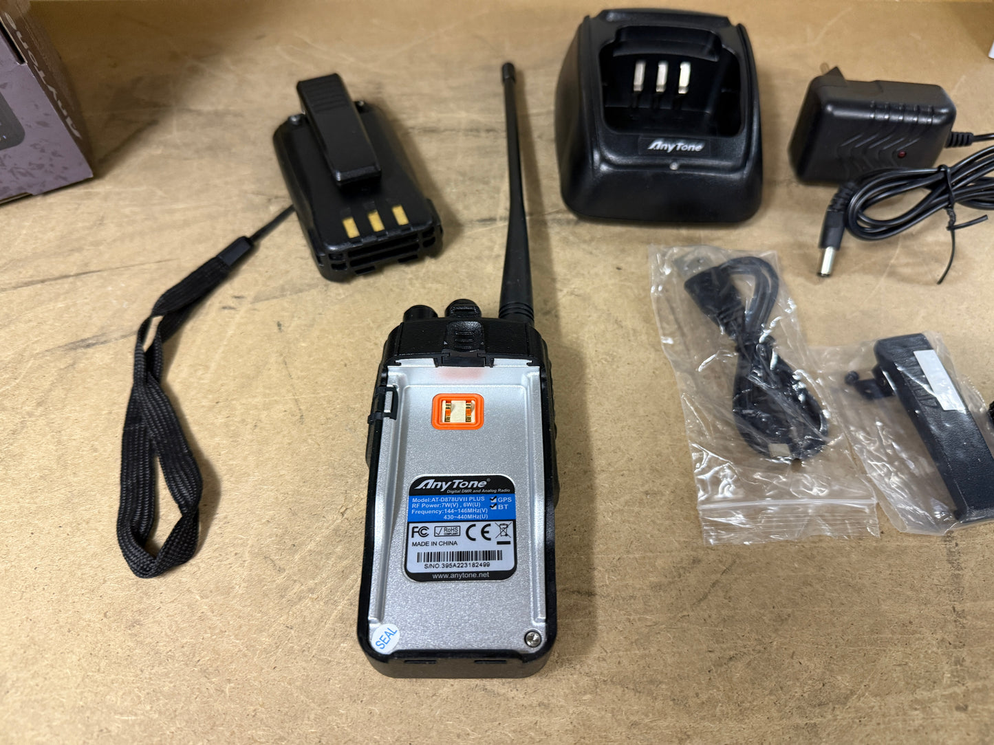 Anytone AT-D878UV 2 plus pari al muovo